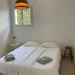 Prázdninový dům Maison De Avec Piscine Privee Chauffee En Zone Naturelle De Barjac (Gard)